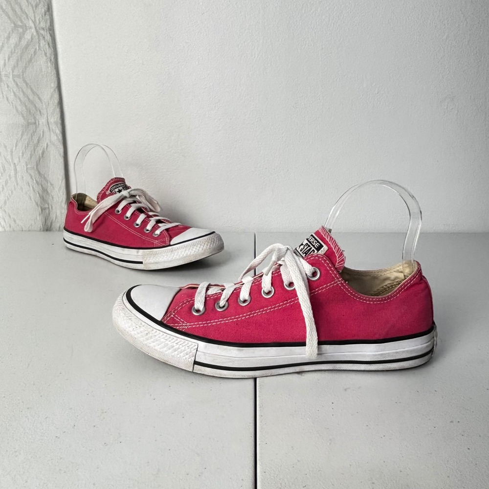 Converse Chuck Taylor All Star Low Top Pink Canvas Sneakers Skater Men 7 Women 9